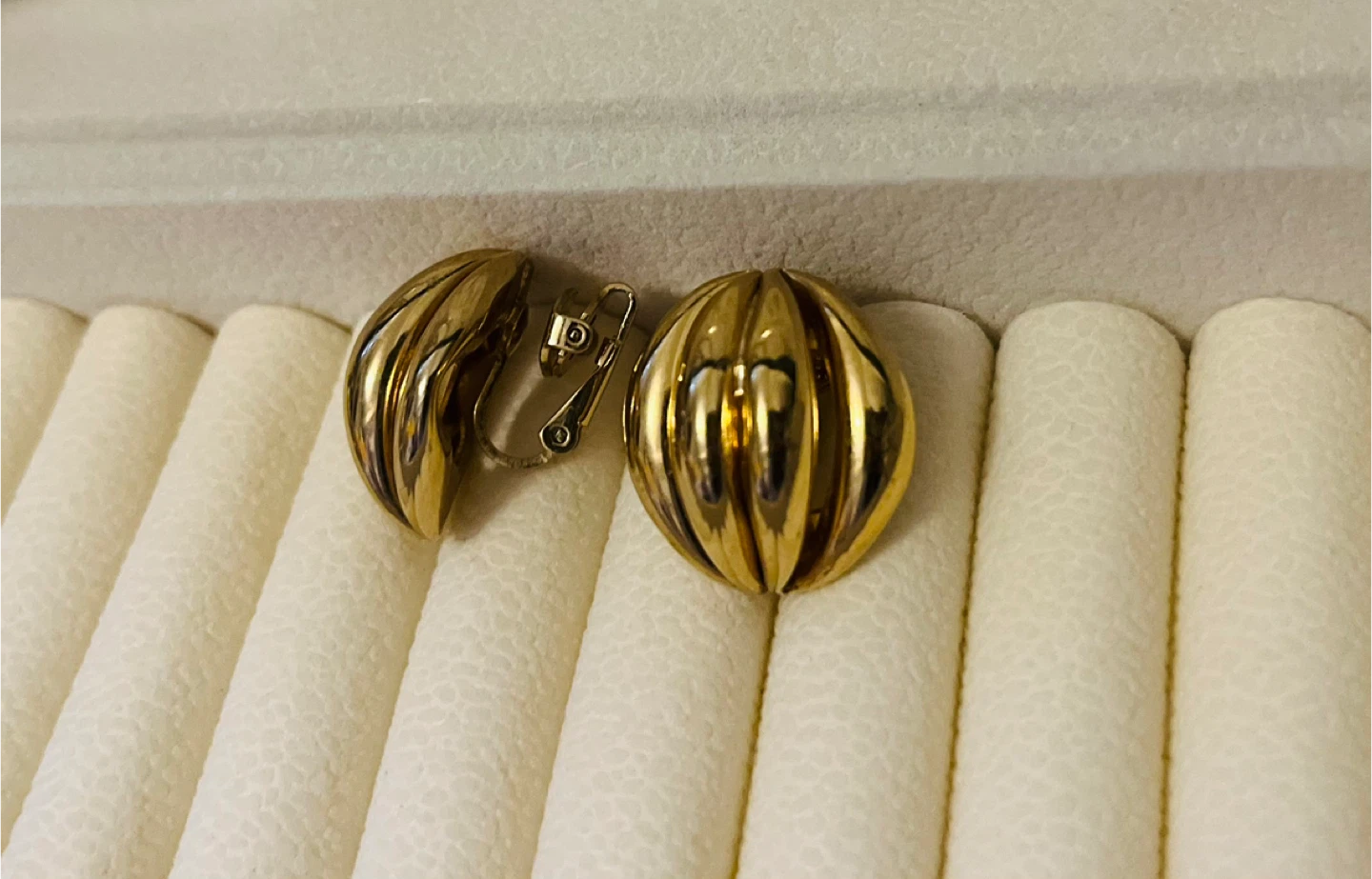 Direction One signed Vintage Gold Tone Ribbed Clip-On Earrings - photo 2