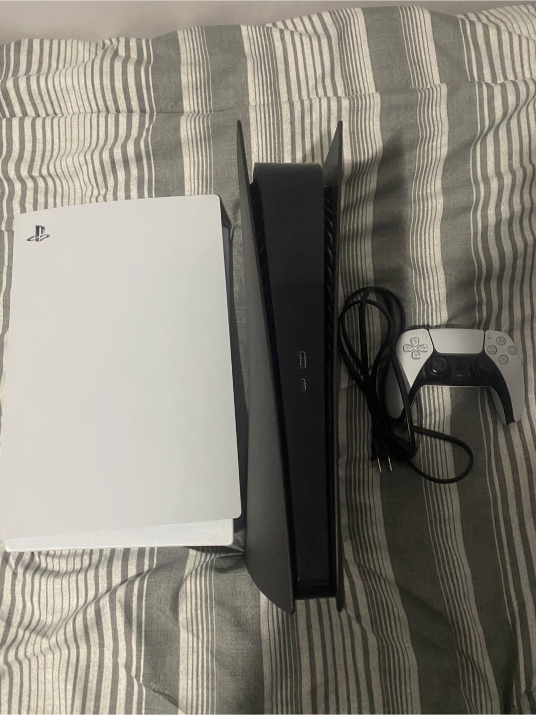 Sony PlayStation 5 Console with DualSense Controller - photo 4
