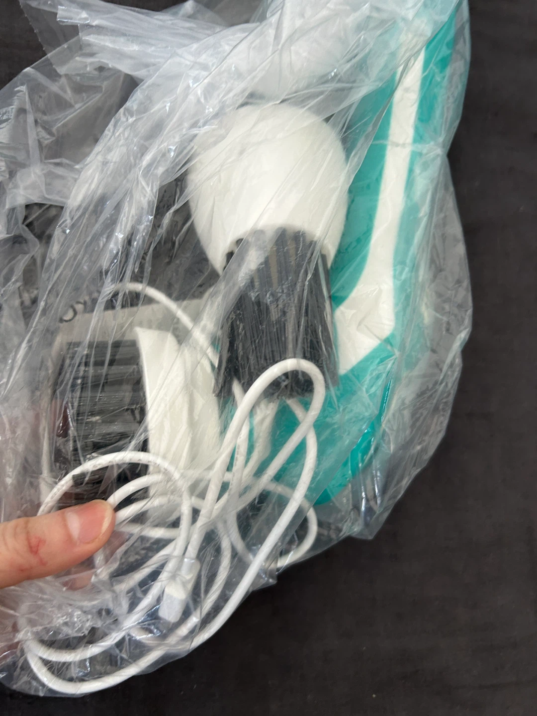 Electric scrubber