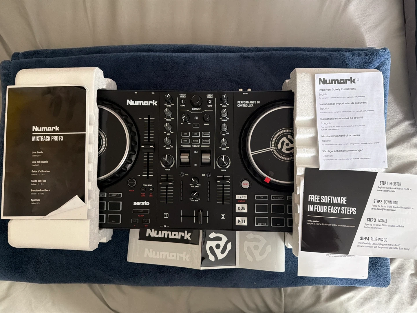 Numark Mixtrack Pro FX DJ Controller