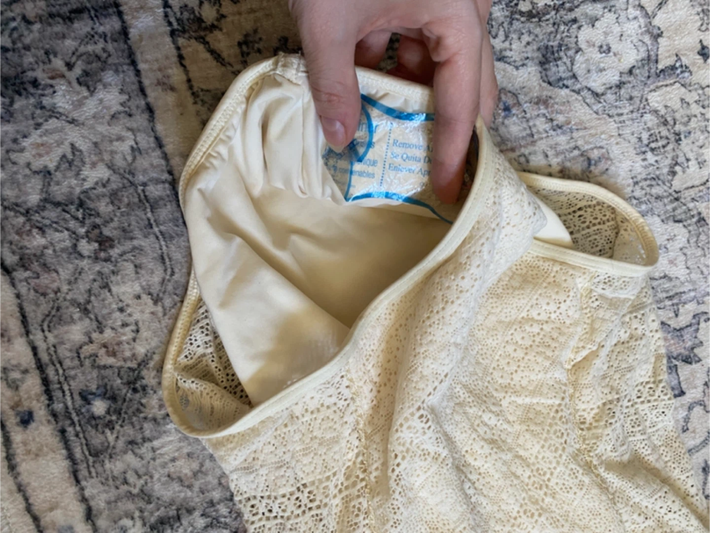 Juicy Couture Cream Lace Bodysuit XS - photo 5