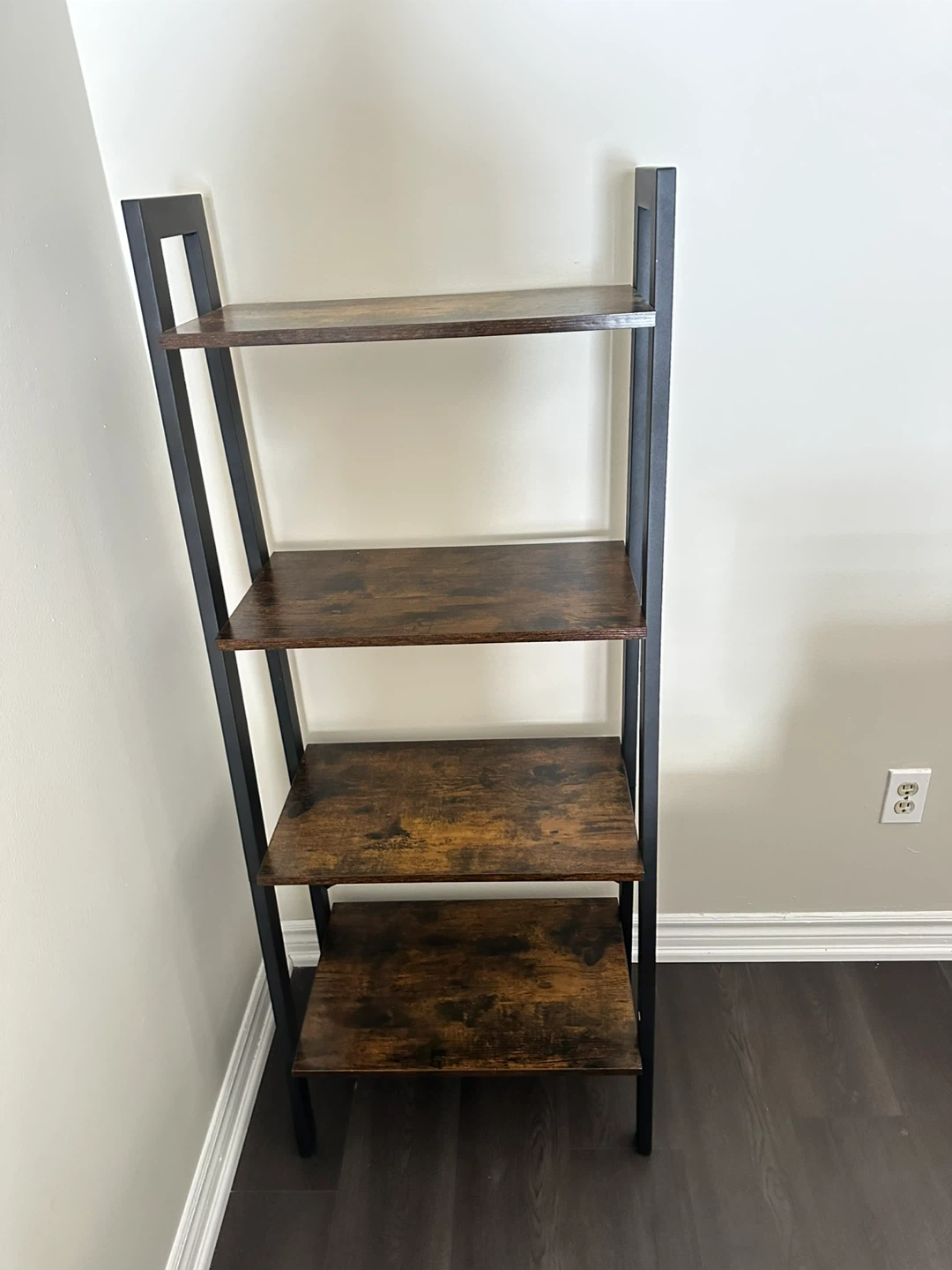 4-Tier Ladder Shelf - Industrial Style Bookshelf