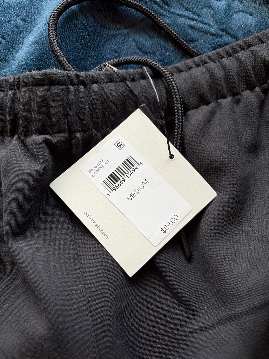 Calvin Klein Men's Black Shorts - Medium - photo 2