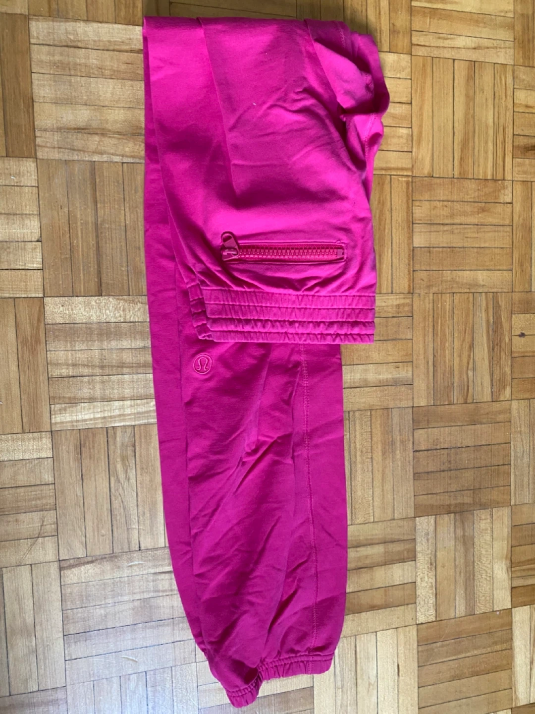 Lululemon Pink Jogger Pants - photo 3