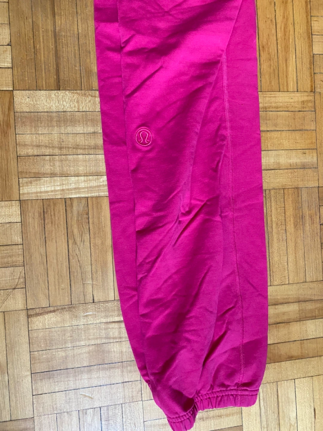 Lululemon Pink Jogger Pants - photo 2