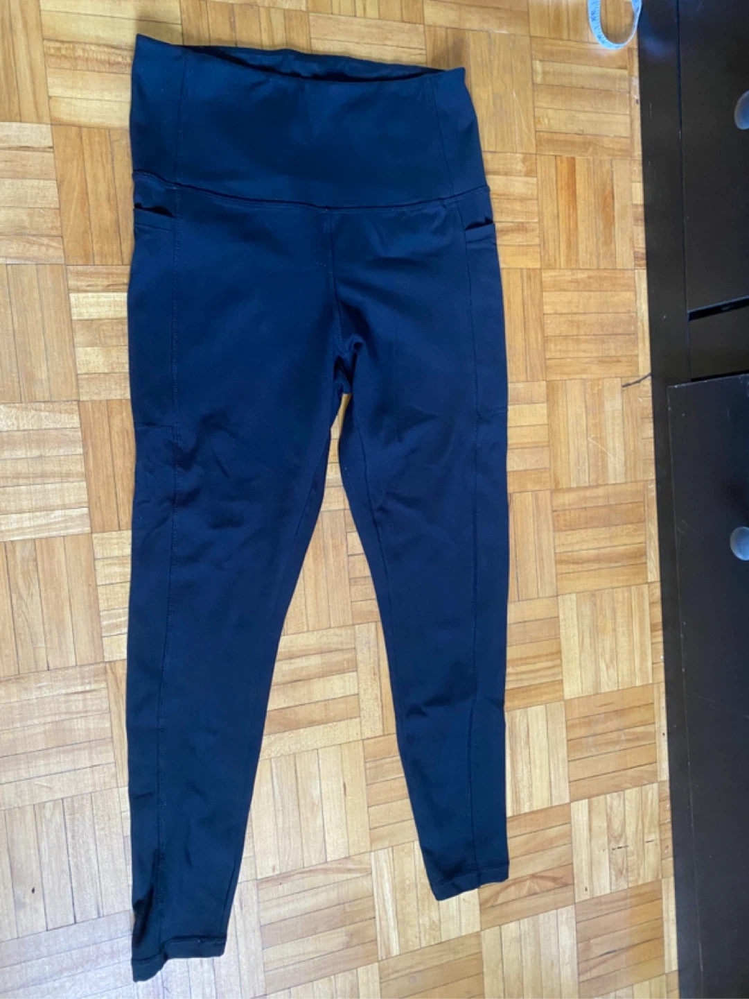 Black Athletic Leggings with Pockets