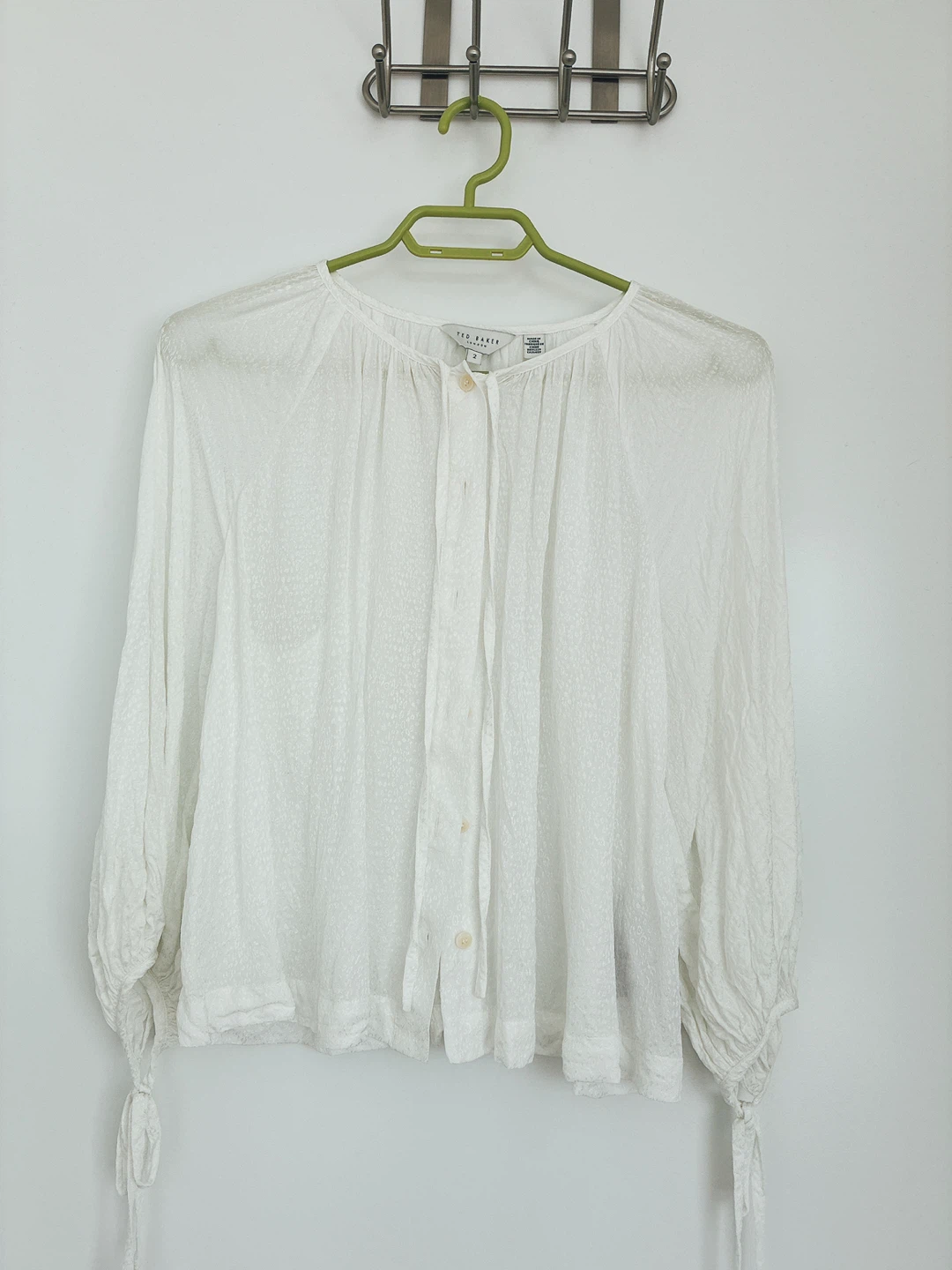 Ted Baker London White Textured Button-Up Blouse Size 2
