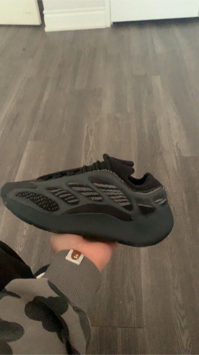 Yeezey700v3 alvah - photo 3