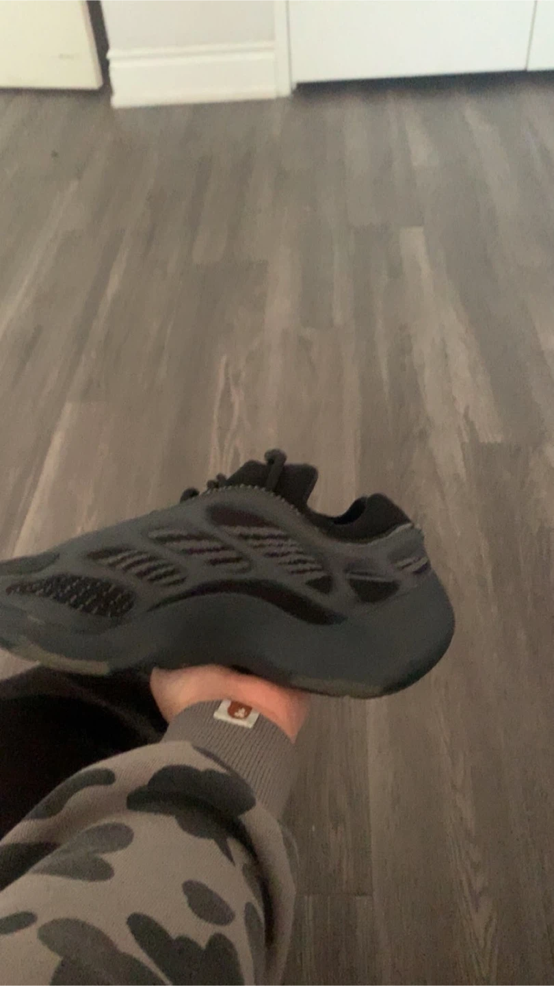 Yeezey700v3 alvah - photo 4