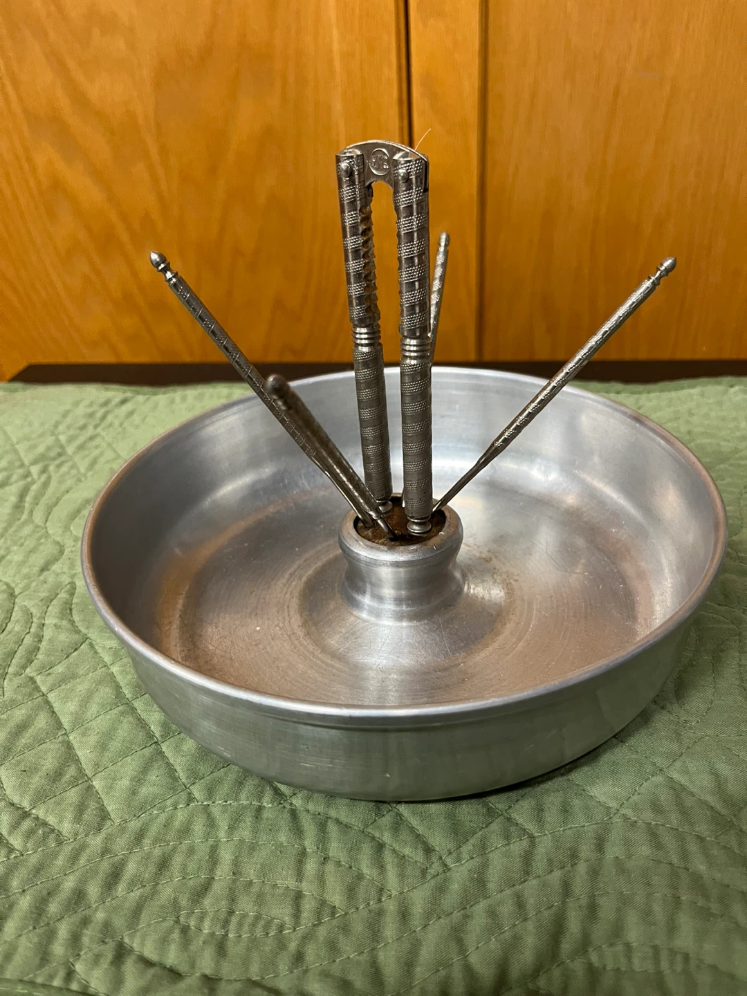 Nutcracker Set with Metal Tray