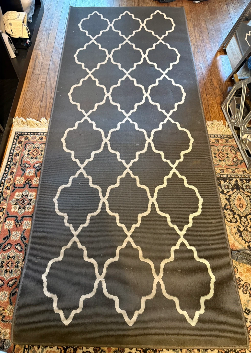 Dark Grey Runner Rug with White Quatrefoil Pattern