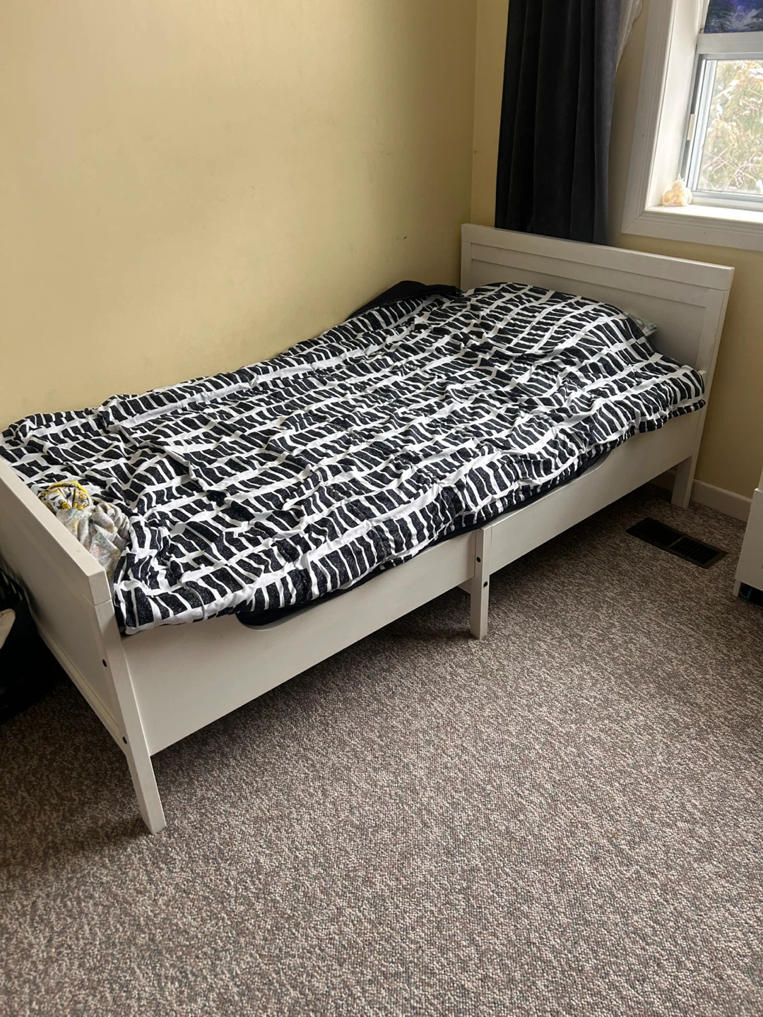 IKEA SUNDVIK Extendable Bed Frame with Slatted Base - White - photo 2