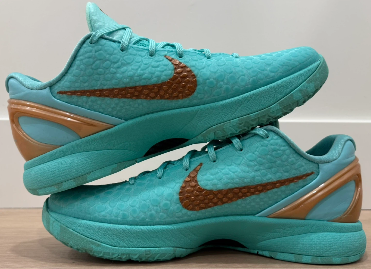 GX Kobe 6 Jalen Brunson Statue of Liberty – 9 US Men – $90 FIRM - photo 5