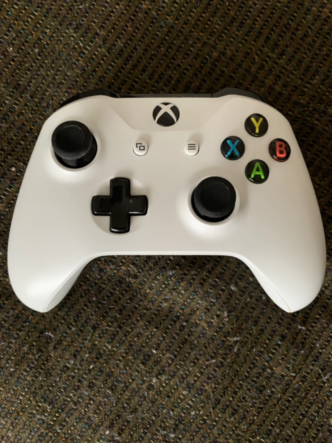 White Xbox Wireless Controller Model 1708