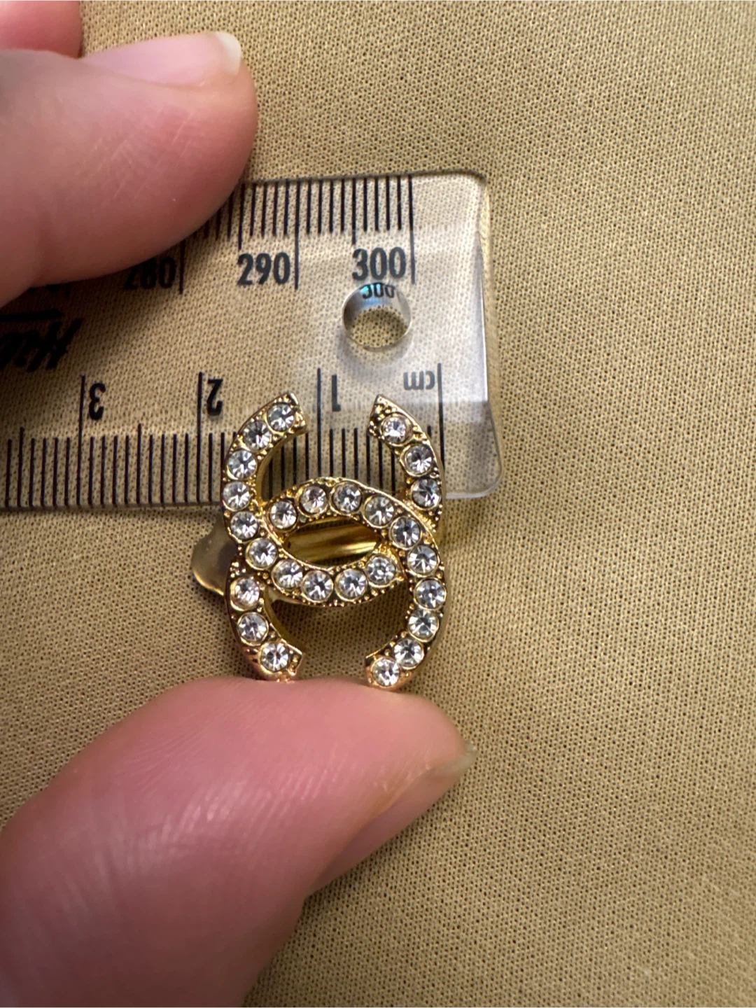 Vintage Chanel inspired  CC Crystal Clip-On Earrings - photo 5