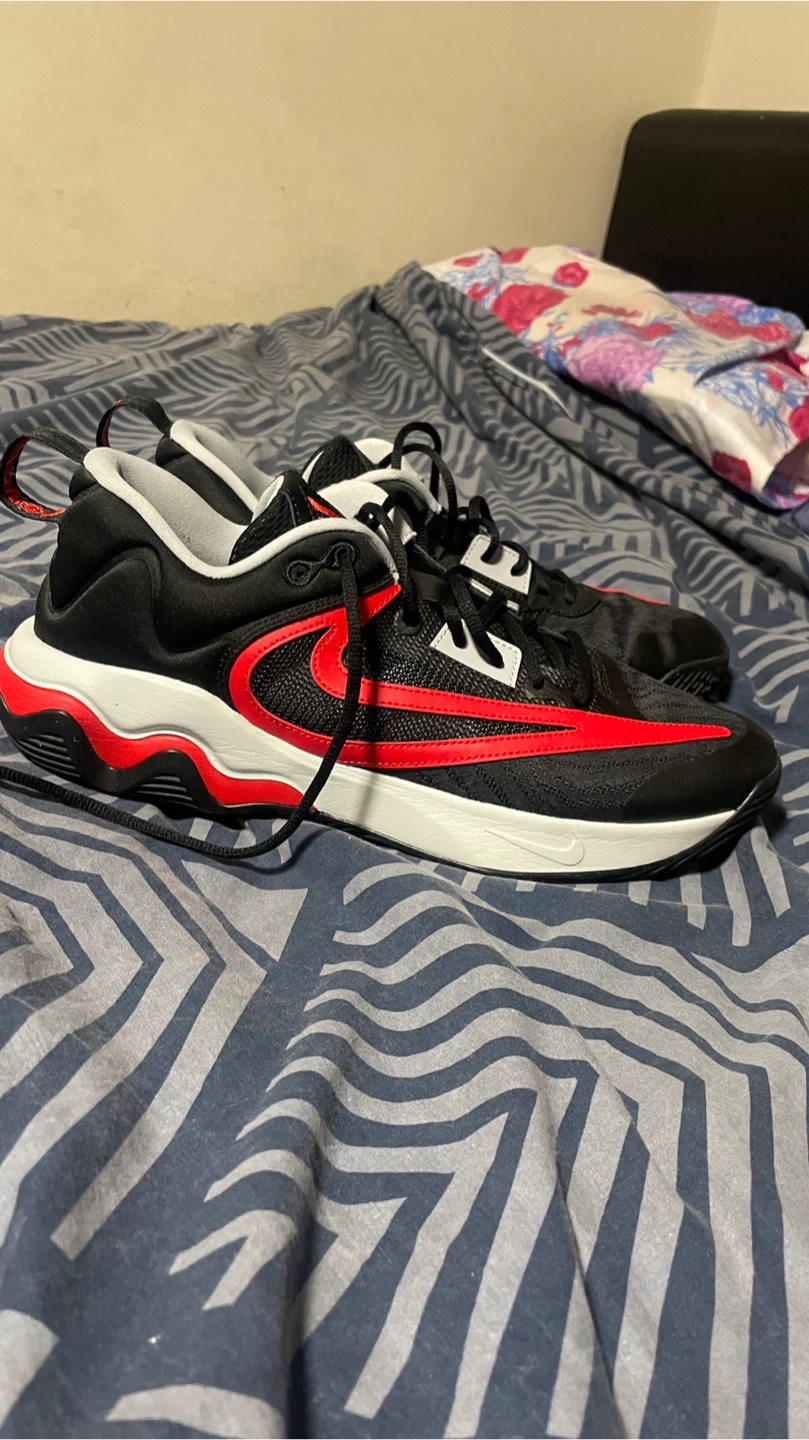 Nike Men's Sneakers Size 10(Giannis Immortality 3 Shoes) - photo 3