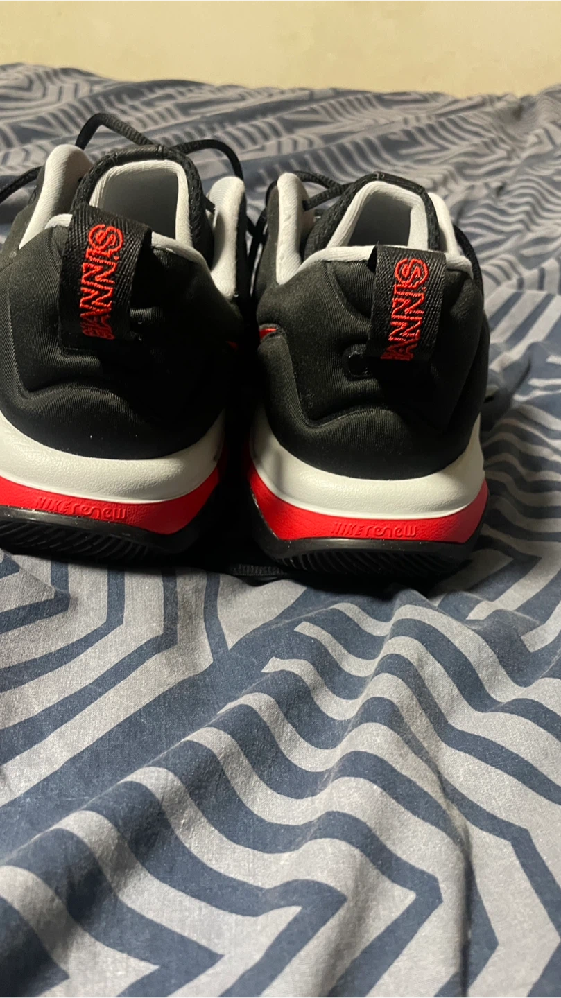 Nike Men's Sneakers Size 10(Giannis Immortality 3 Shoes) - photo 4