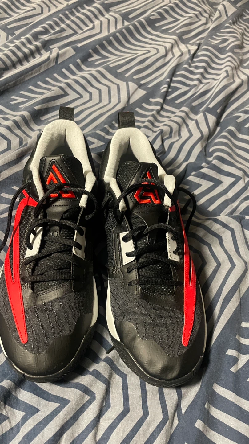 Nike Men's Sneakers Size 10(Giannis Immortality 3 Shoes) - photo 2