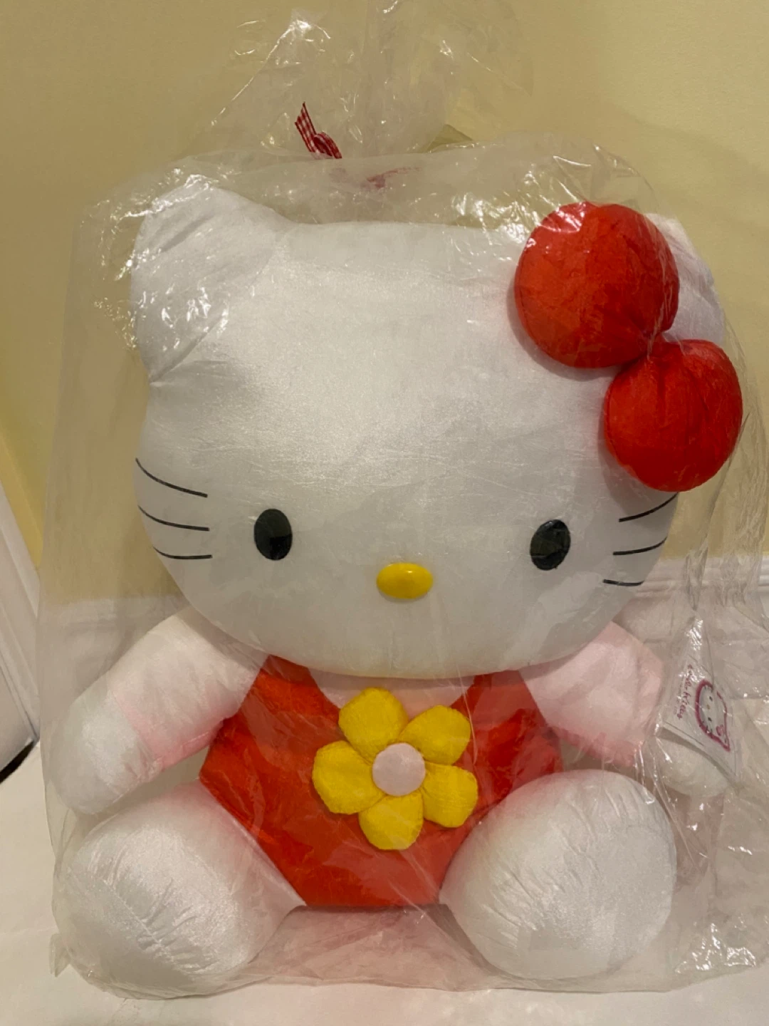 Hello Kitty Plush - photo 2