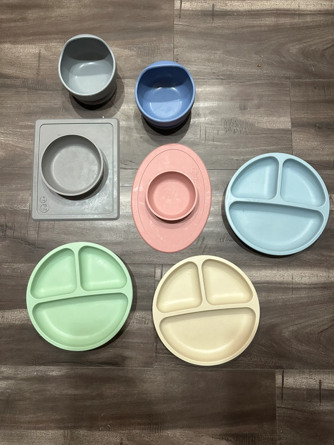 Silicone Suction Bowls & Plates Set - Various Colours