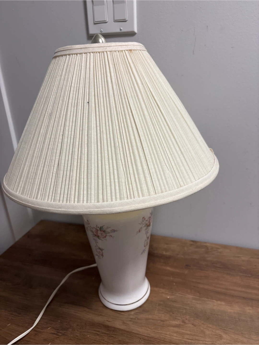 Vintage Floral Ceramic Table Lamp - photo 4
