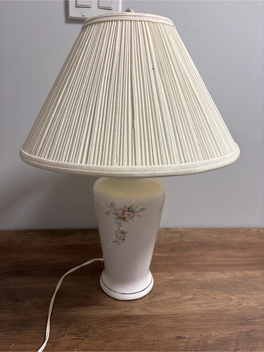 Vintage Floral Ceramic Table Lamp