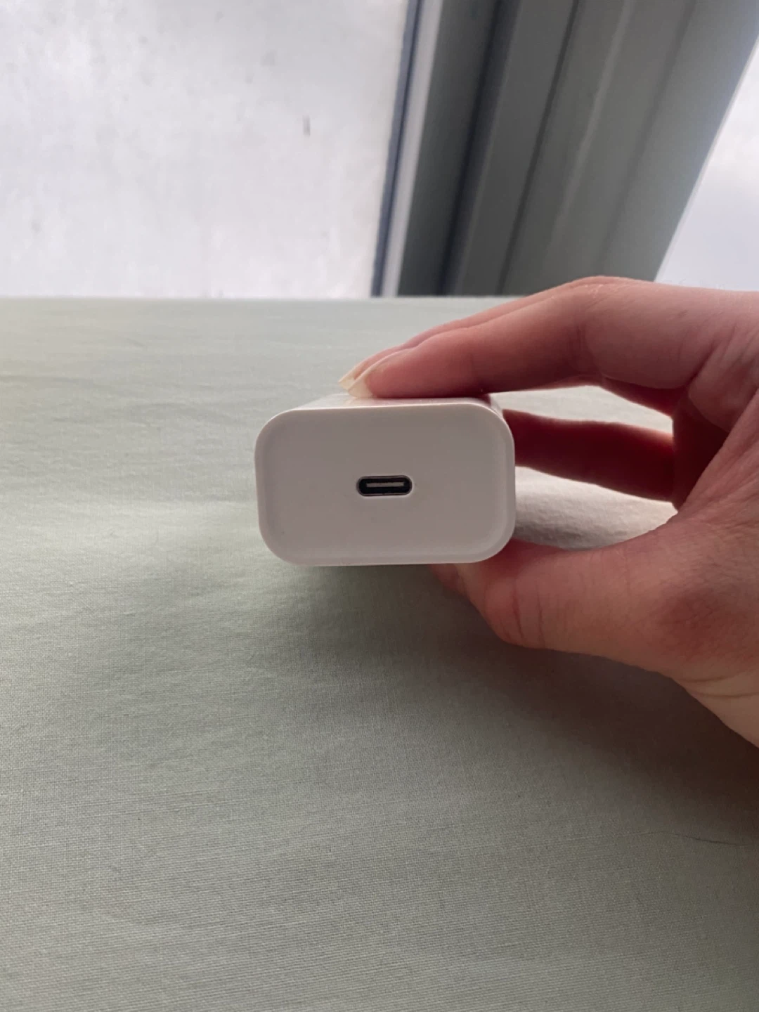 20W USB-C Fast Charging Block - photo 3