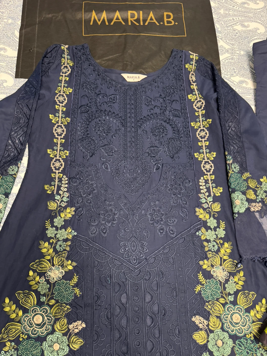 Maria B. Navy Embroidered Lawn Suit with Dupatta - photo 4