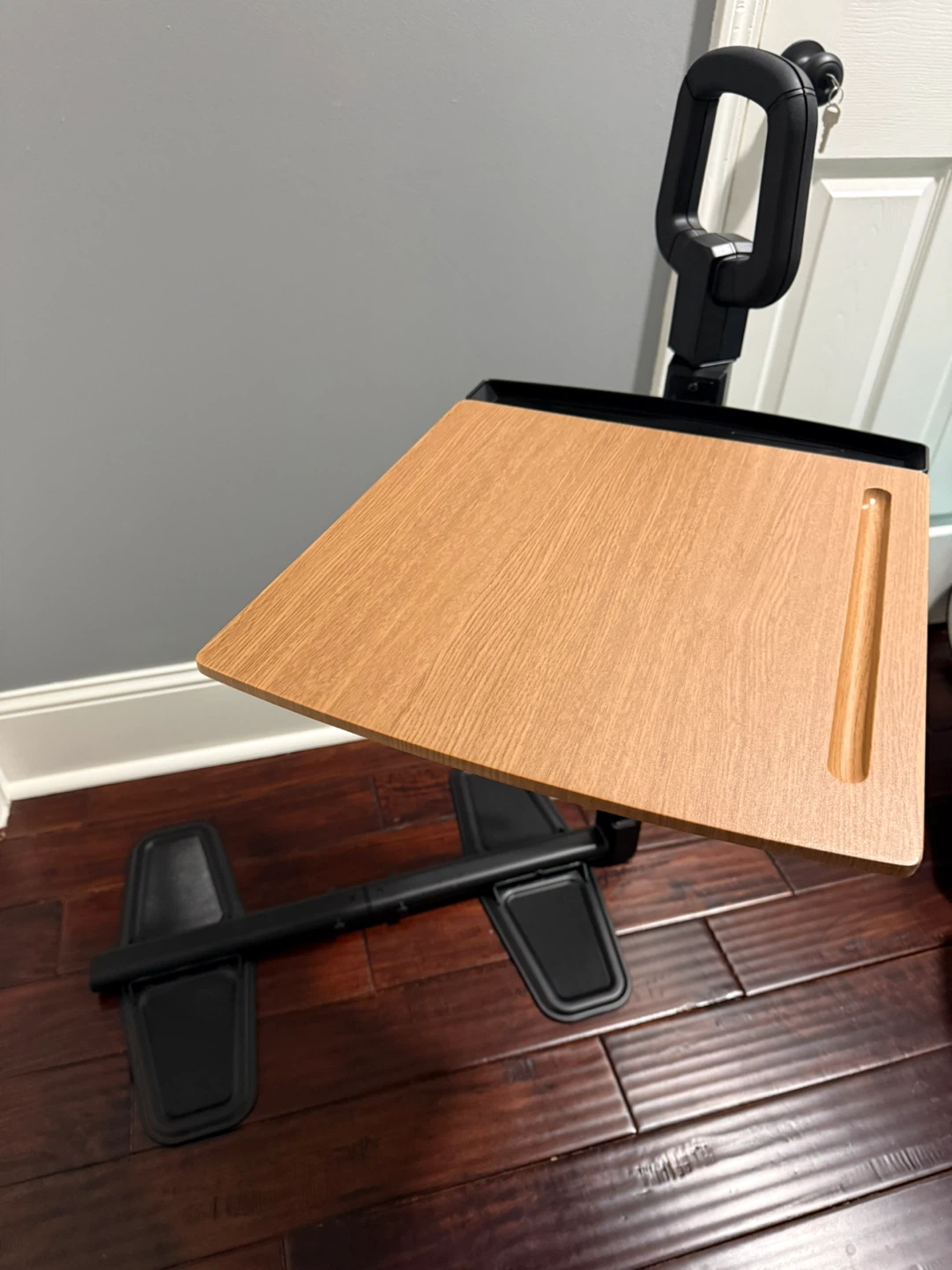 Adjustable Bedside Tray Table with Handle - photo 3