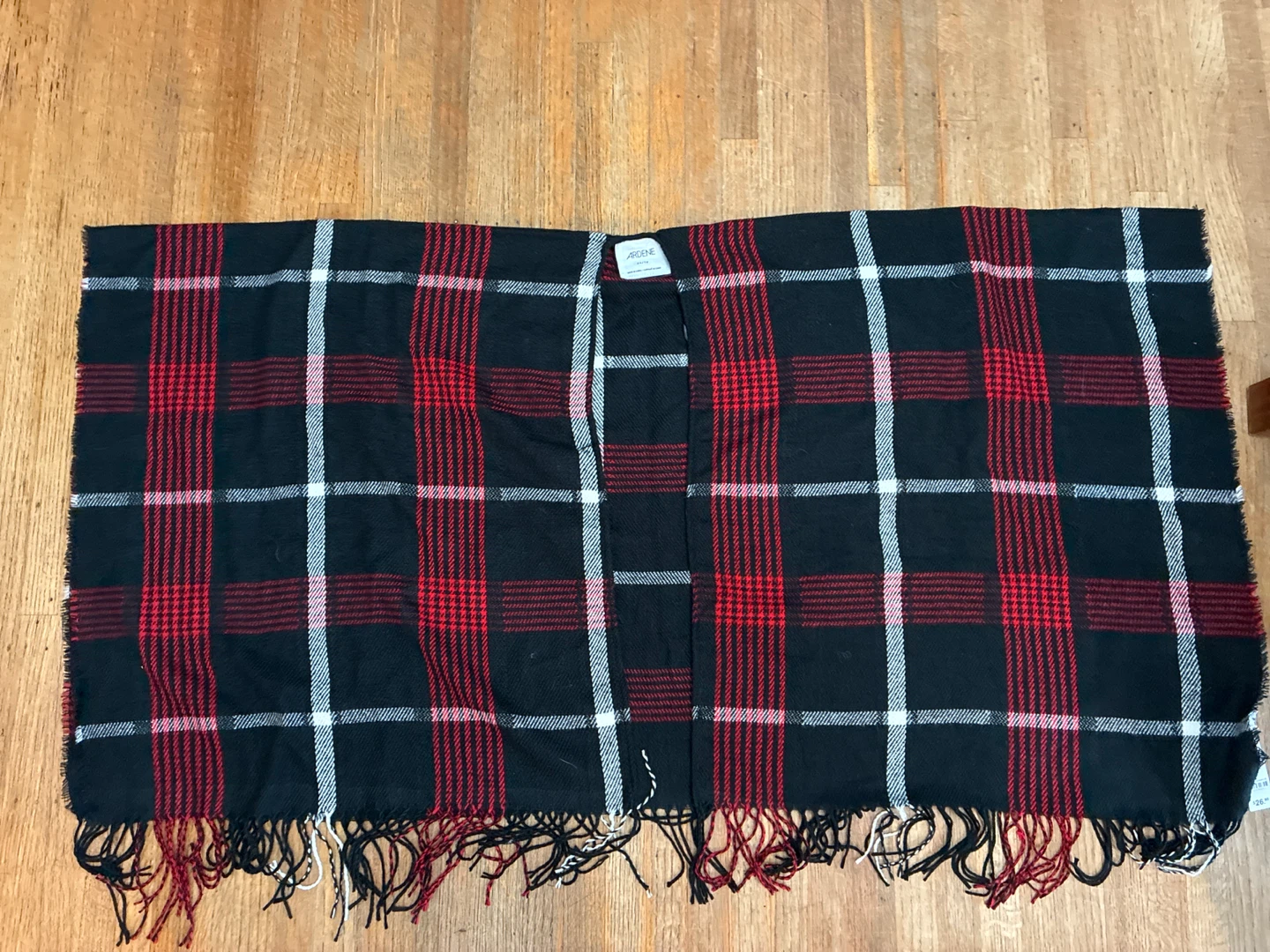🏆New Ardene Plaid Shawl Wrap