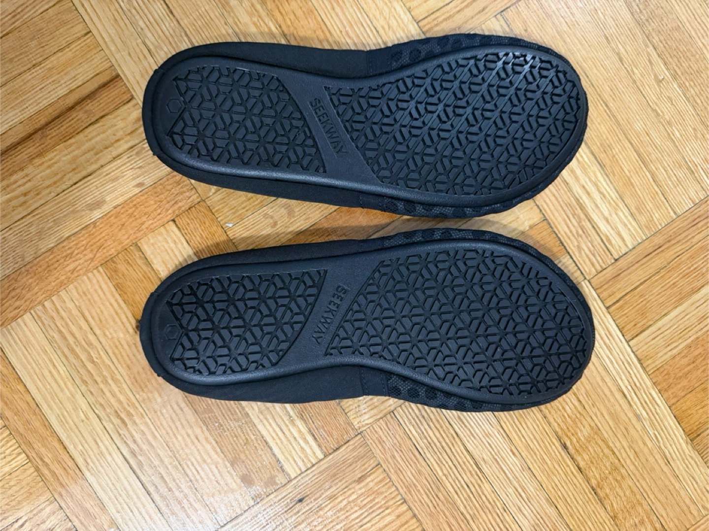 Seekway Water Shoes- Size 40-41 - photo 3