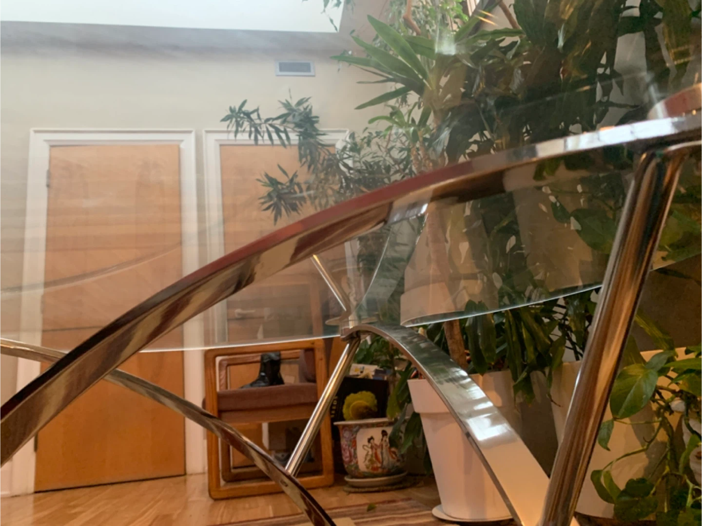 Elegant glass and stainless coffee table - photo 2