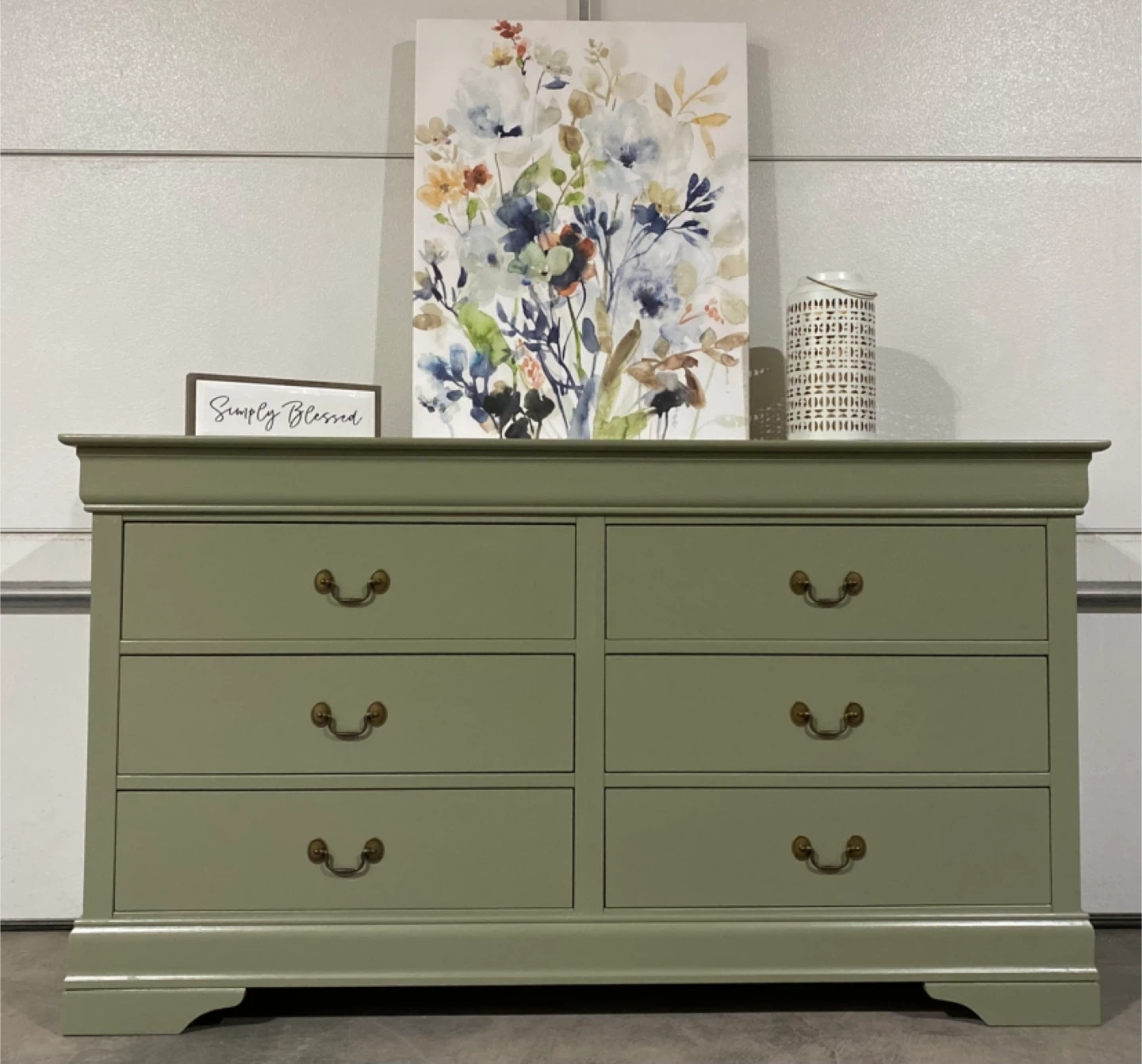 Beautiful Hardwood Long Dresser Acacia Pear 6 drawers