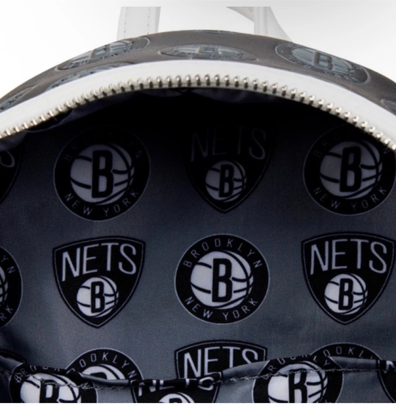 🏆Loungefly Brooklyn Nets Mini Backpack - photo 3