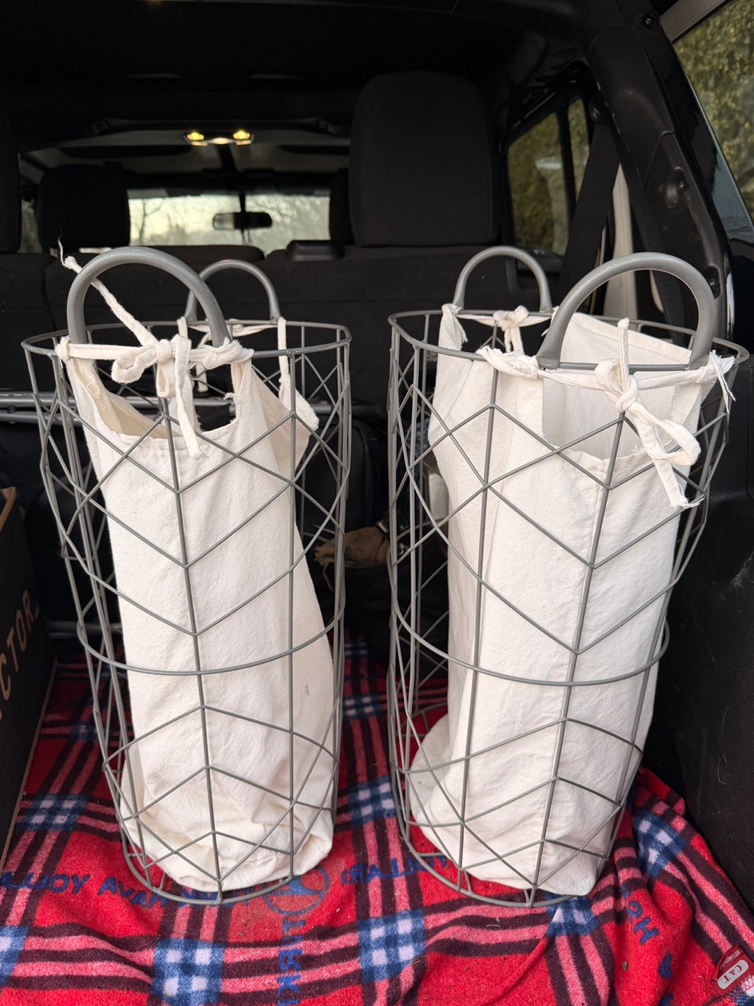 Set of 2 Wire Framed Laundry Hampers with Canvas Liners - photo 2