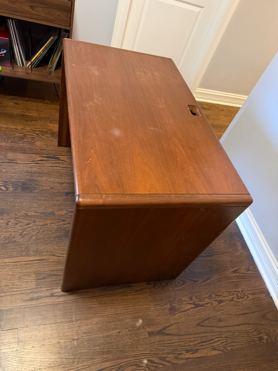 Solid Wood Desk (Heavy) - photo 2