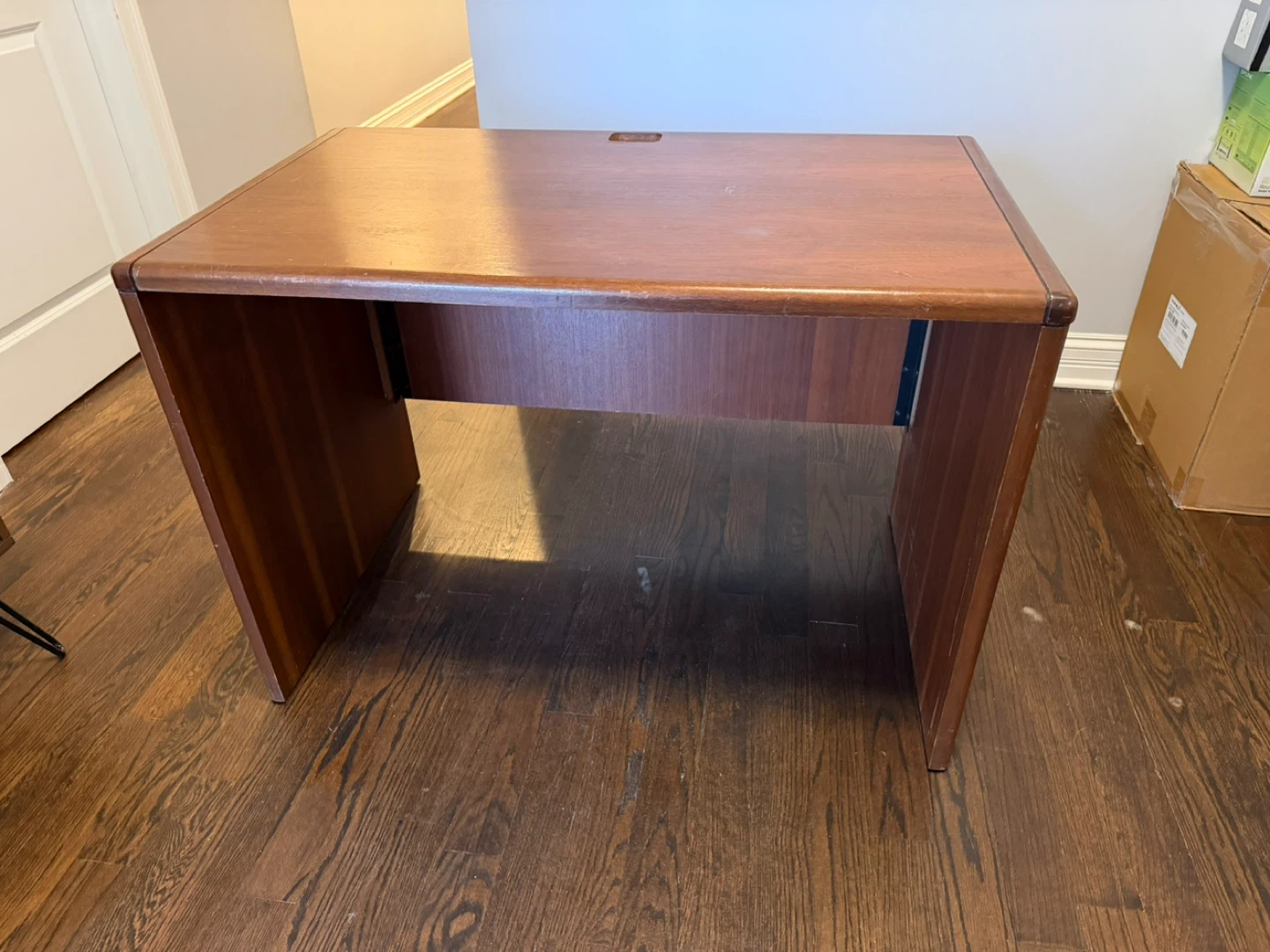 Solid Wood Desk (Heavy)