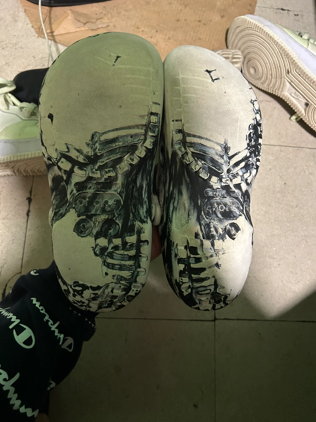 Crocs Clogs - photo 2