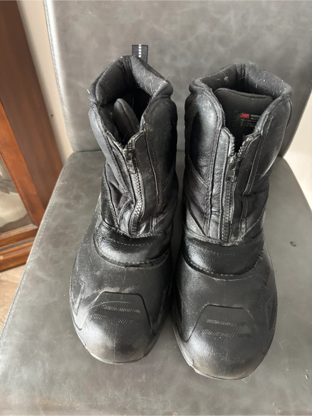 Men’s Black Thinsulate Winter Boots Size 10