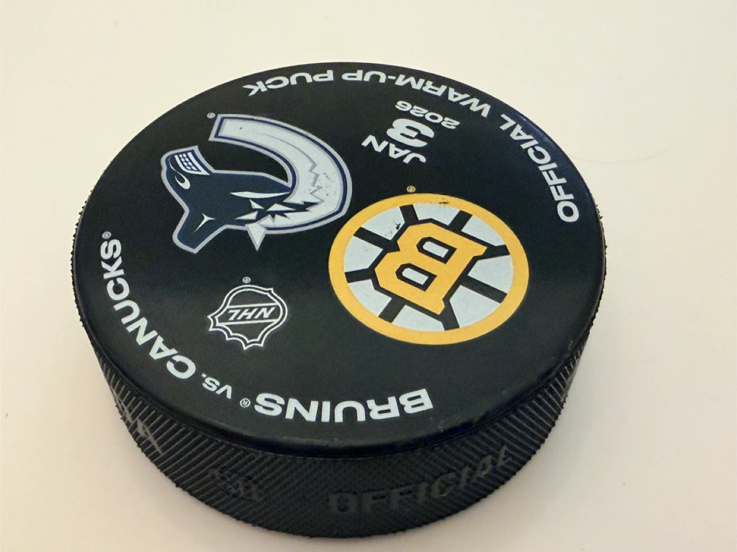 Boston Bruins Vs Vancouver Canucks Game Warm Up Puck Jan 3 2026 - photo 4