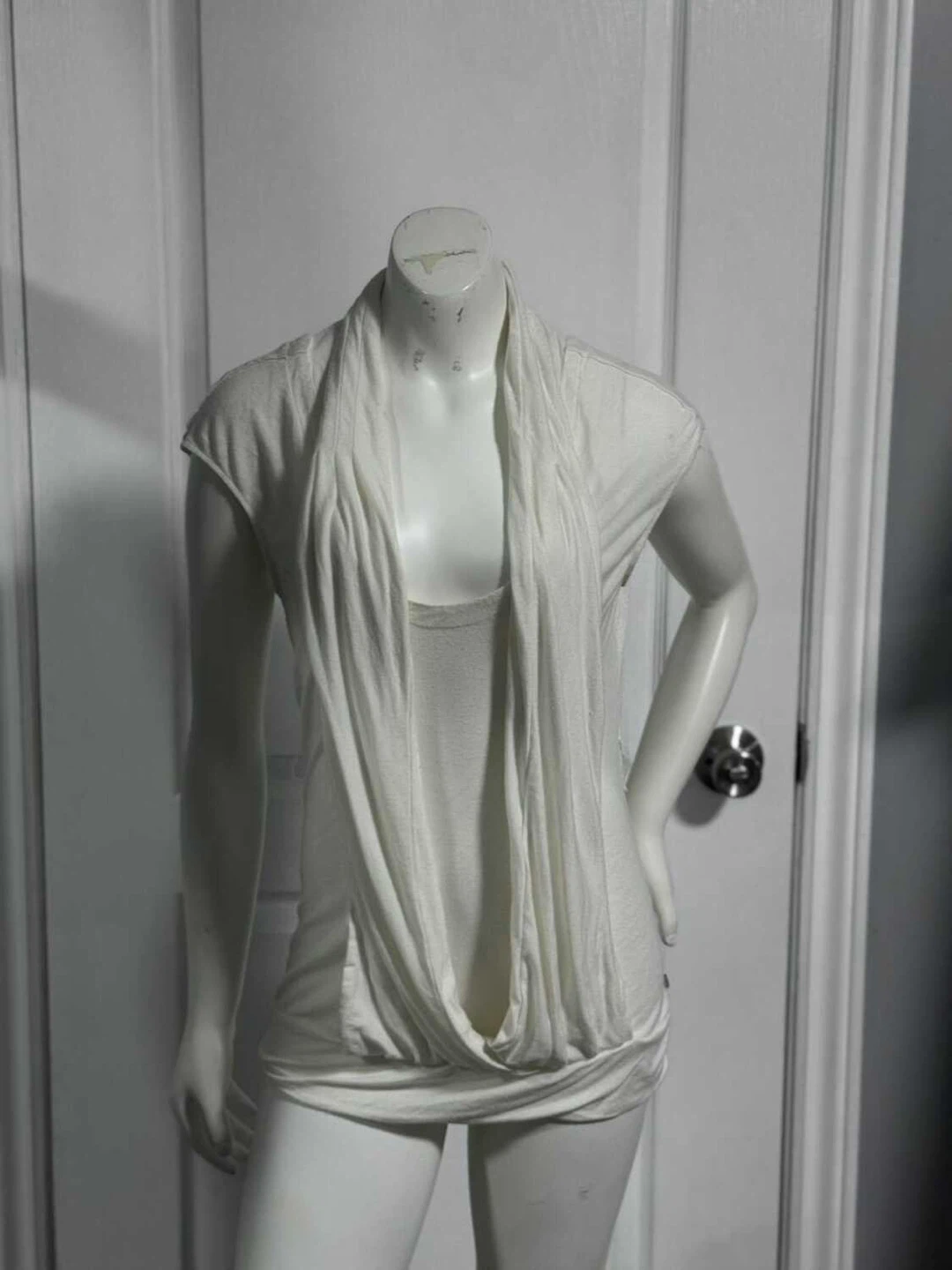 Women's White Drape Neck Sleeveless Top (Medium)