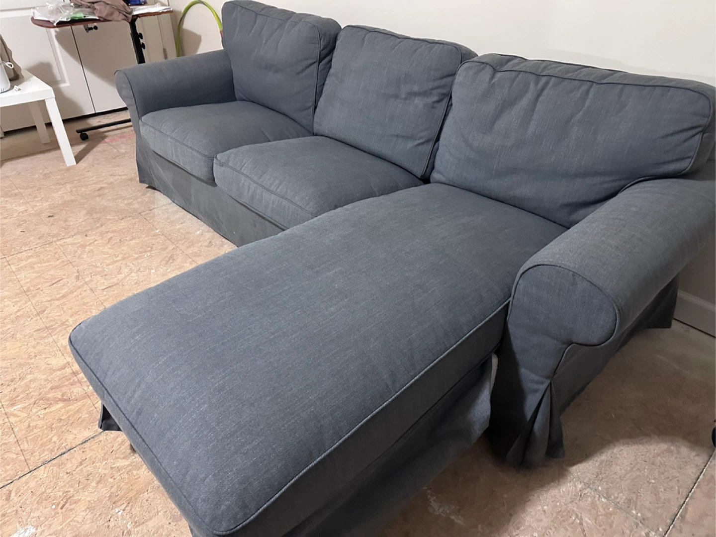 Grey Sectional Sofa with Chaise
