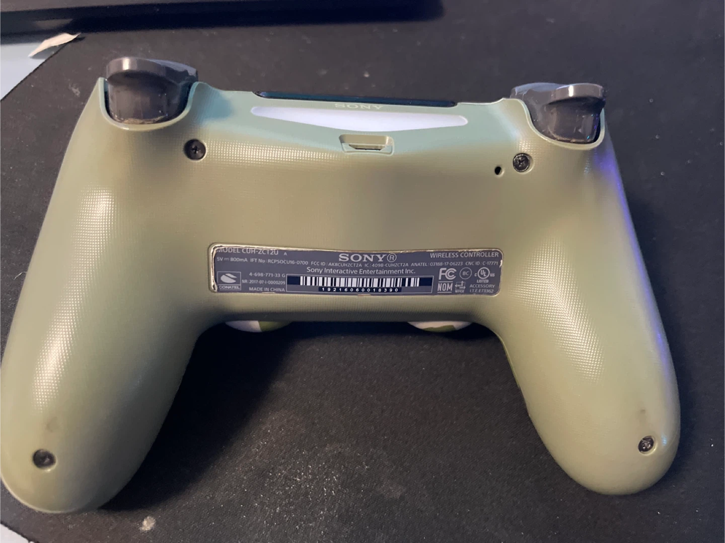 Sony PlayStation 4 DualShock 4 Wireless Controller - Camo Green - photo 2