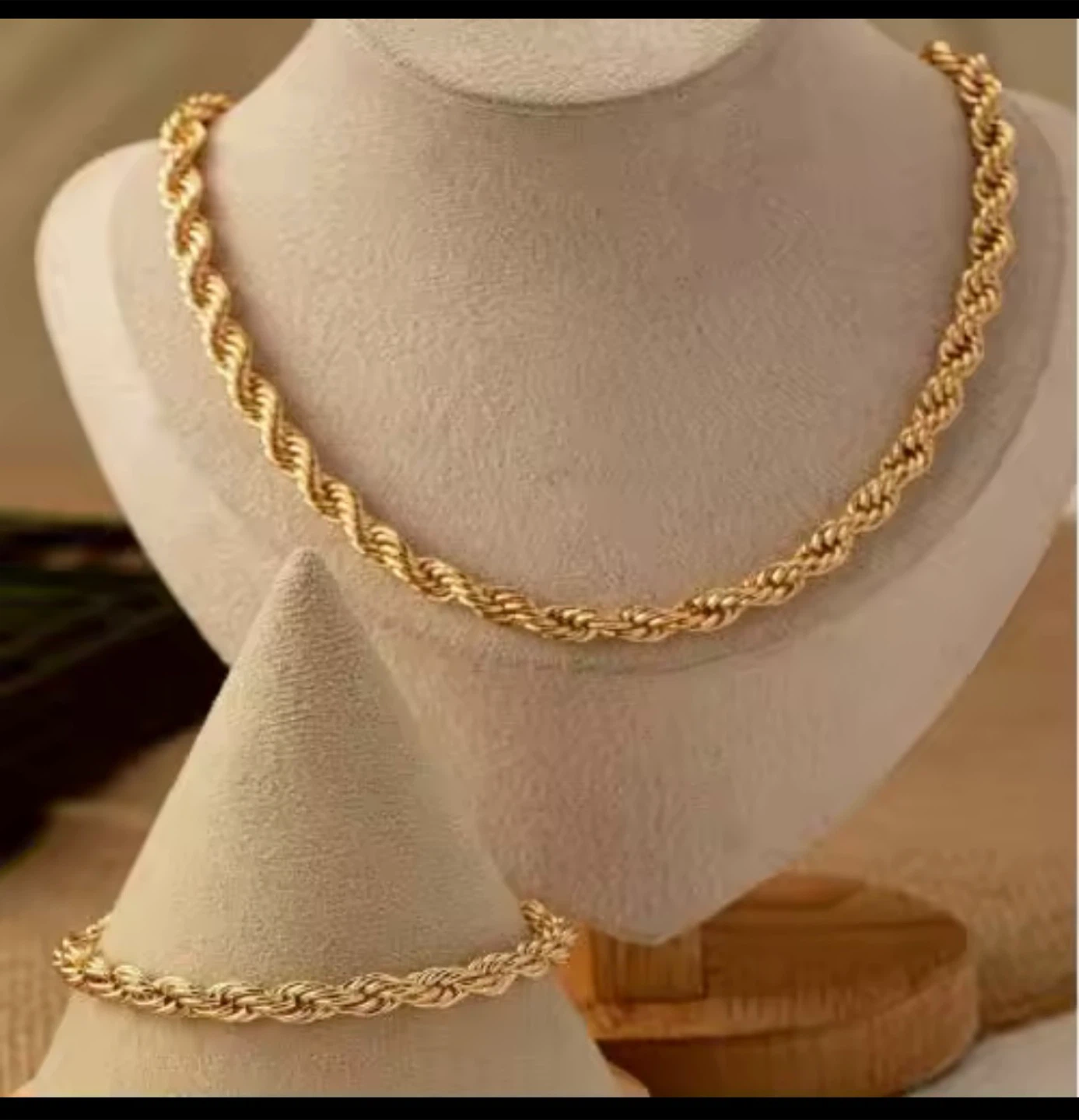 18k gold plated stainless steel necklace and bracelet set
