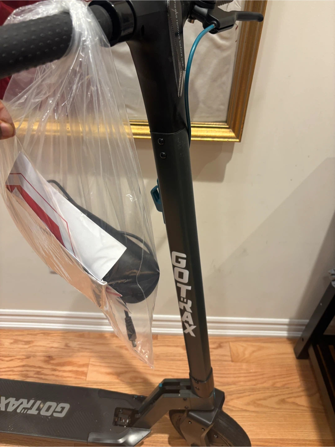 GOTRAX XRE PRO Electric Scooter - photo 2