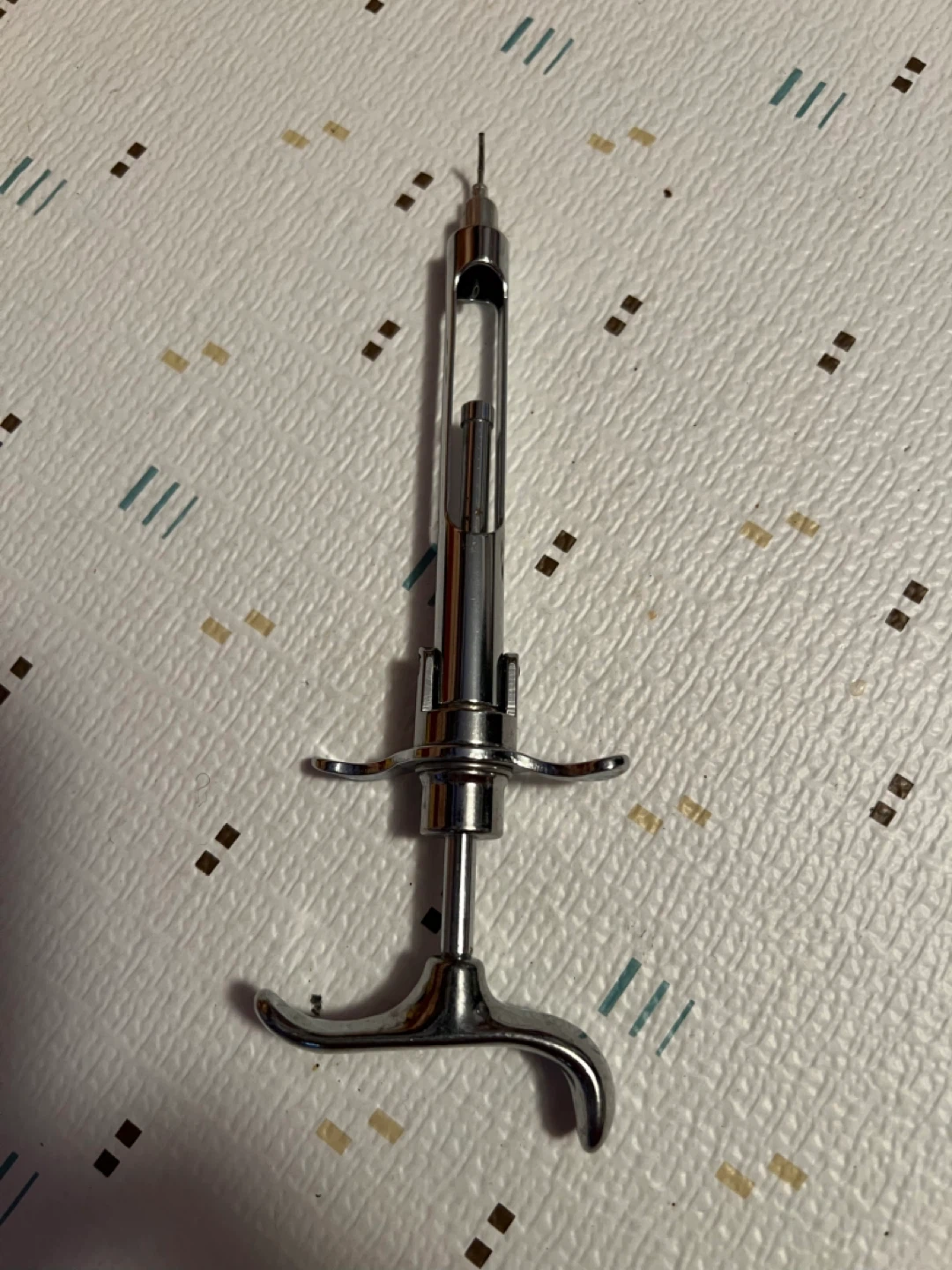 Vintage Syringe - photo 2