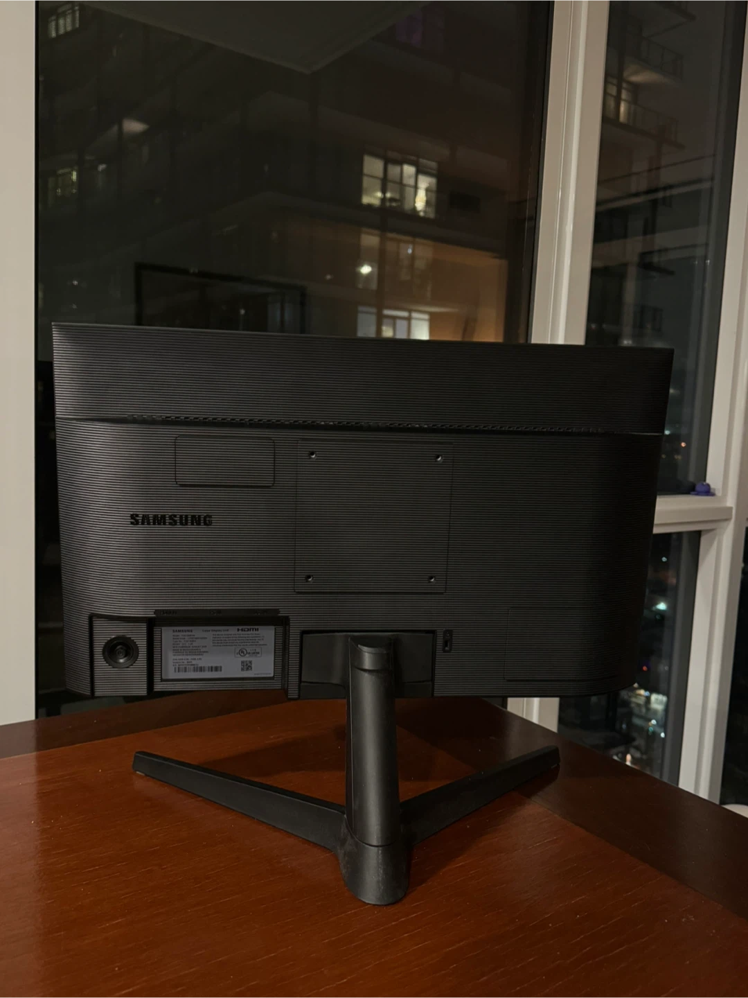 Samsung 22” Monitor – Great Condition! - photo 3