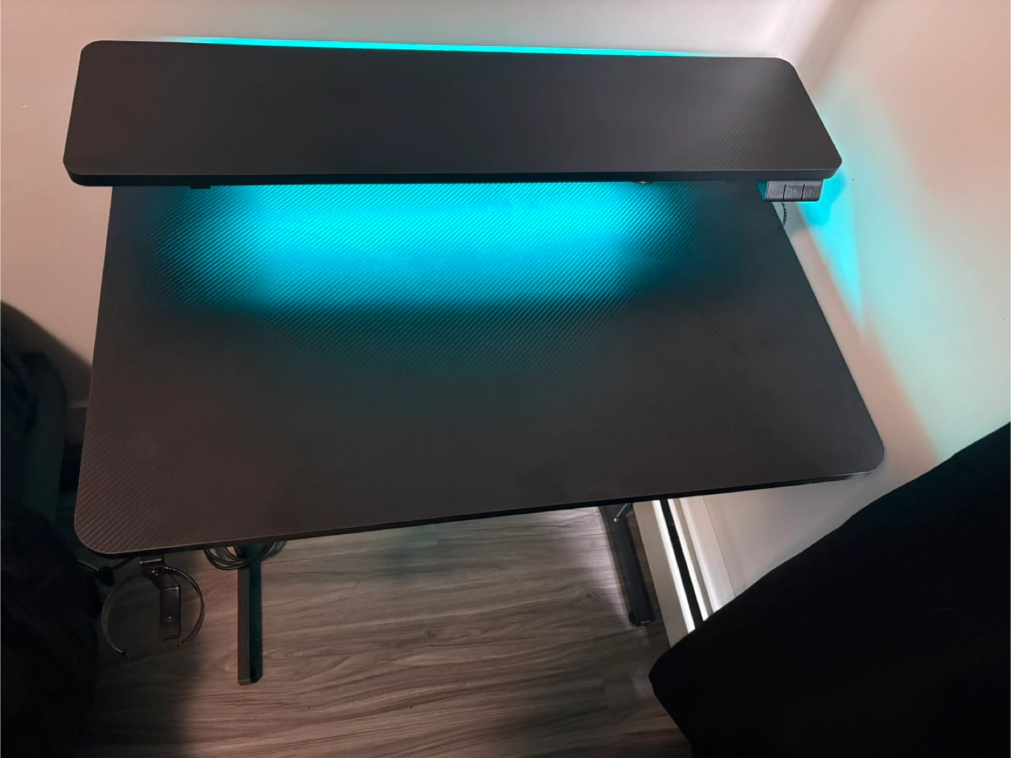 Gaming Desk - photo 3