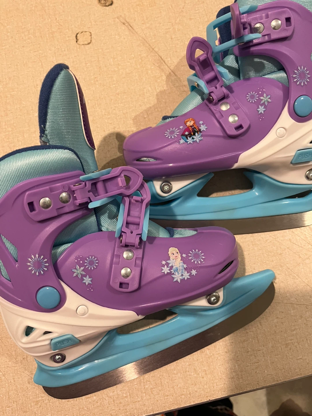 Disney Frozen Adjustable Ice Skates