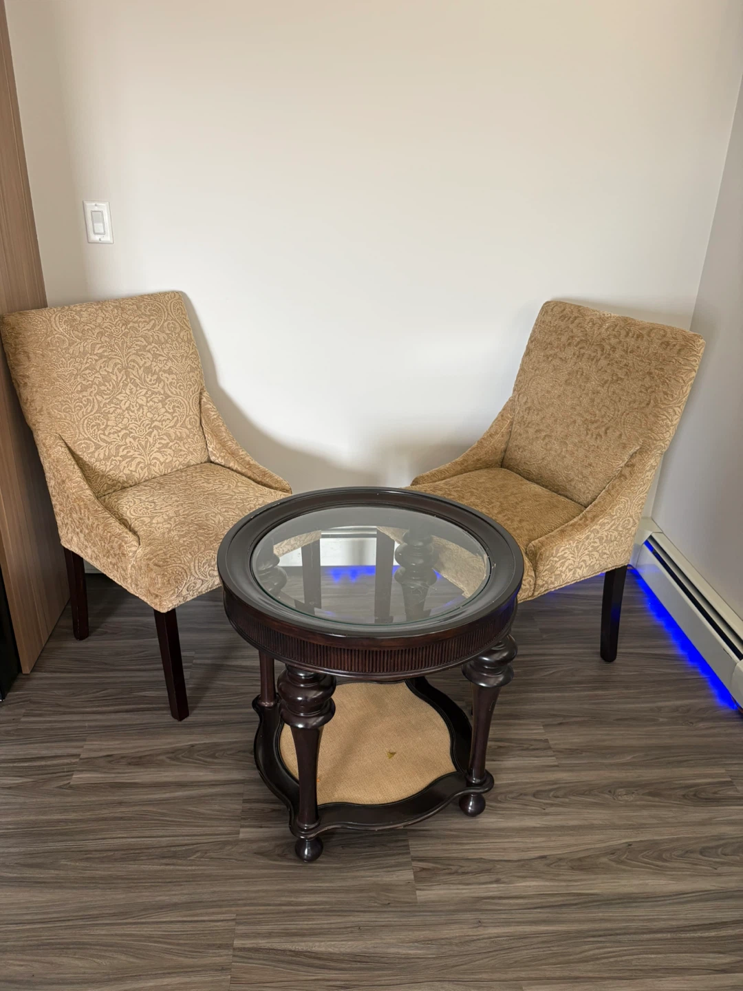Set of 2 Accent Chairs and Round Side Table - photo 3